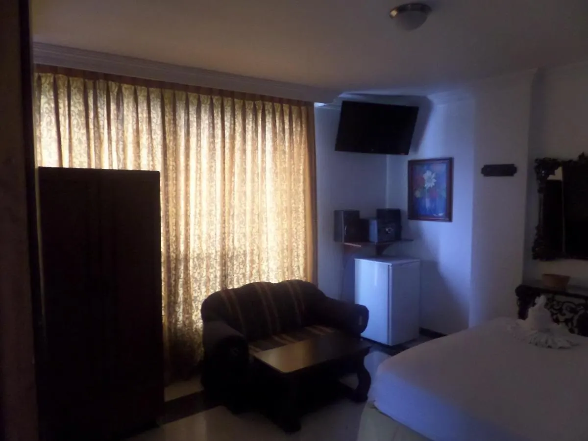 Aparta Hotel Plaza Real Norte Cali